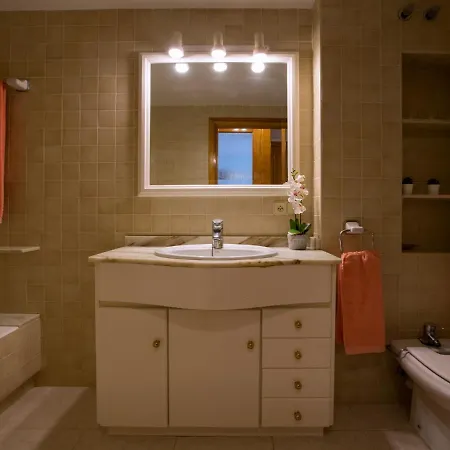 Apartment 'can Ventet' First Line